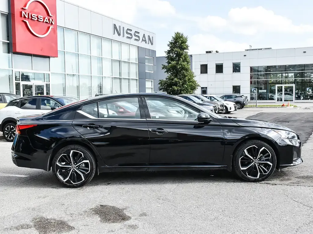 Nissan Altima 2024 photo 3