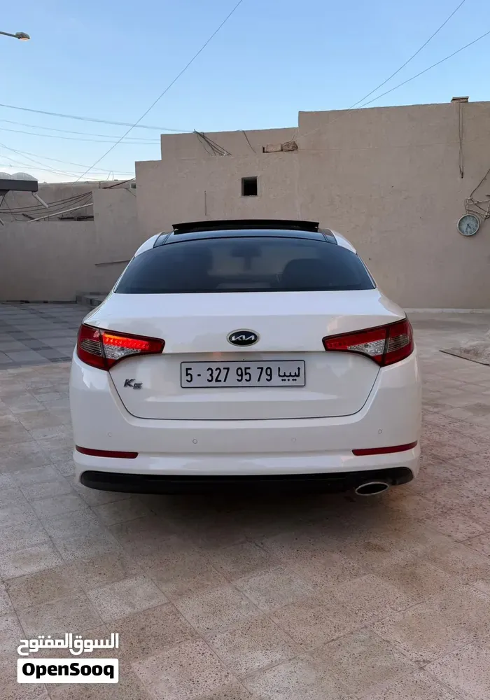 Kia K5