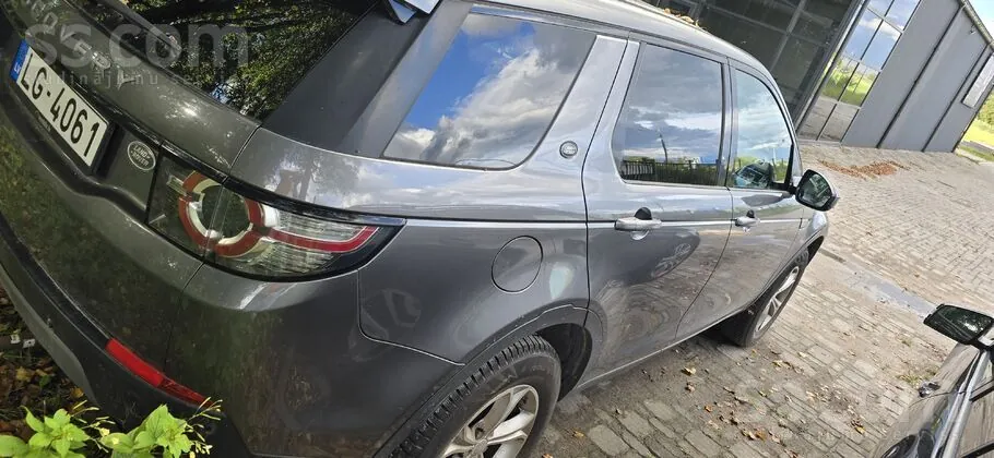 Land Rover Discovery Sport 2016 photo 3