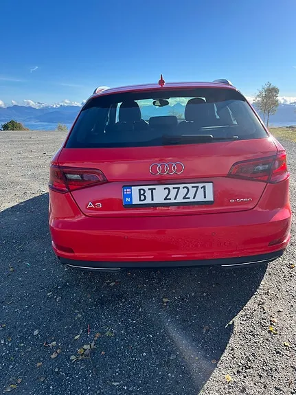 Audi E-Tron 2015 photo 4