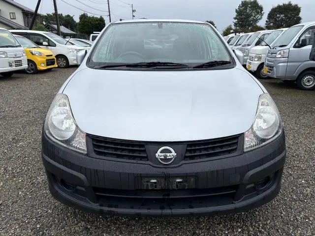 Nissan Ad