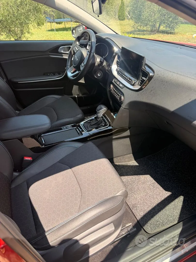 Kia Xceed 2023 photo 3