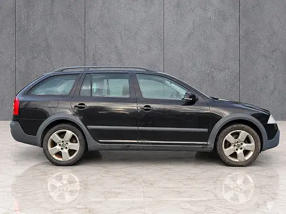 Skoda Octavia Scout 2008 photo 4