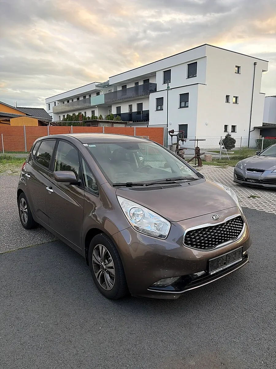 Kia Venga 2016 photo 3
