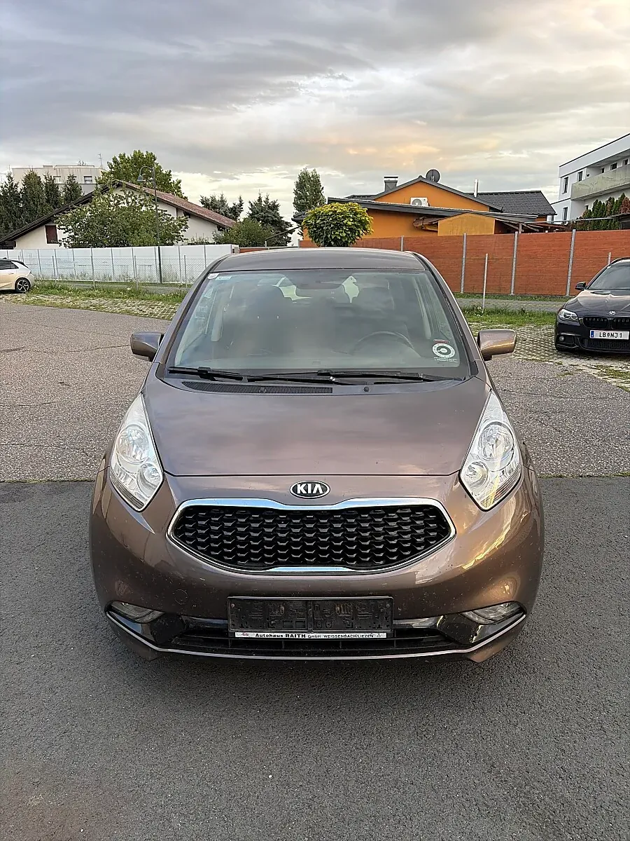 Kia Venga 2016 photo 2