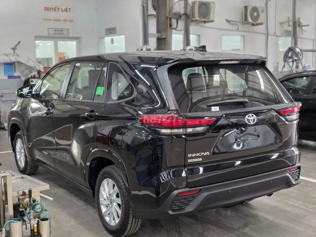 Toyota Innova 2026 photo 3