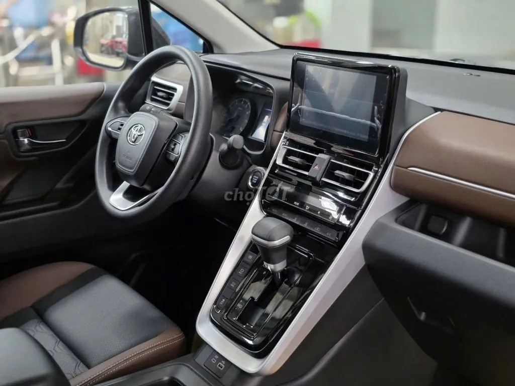 Toyota Innova 2026 photo 5