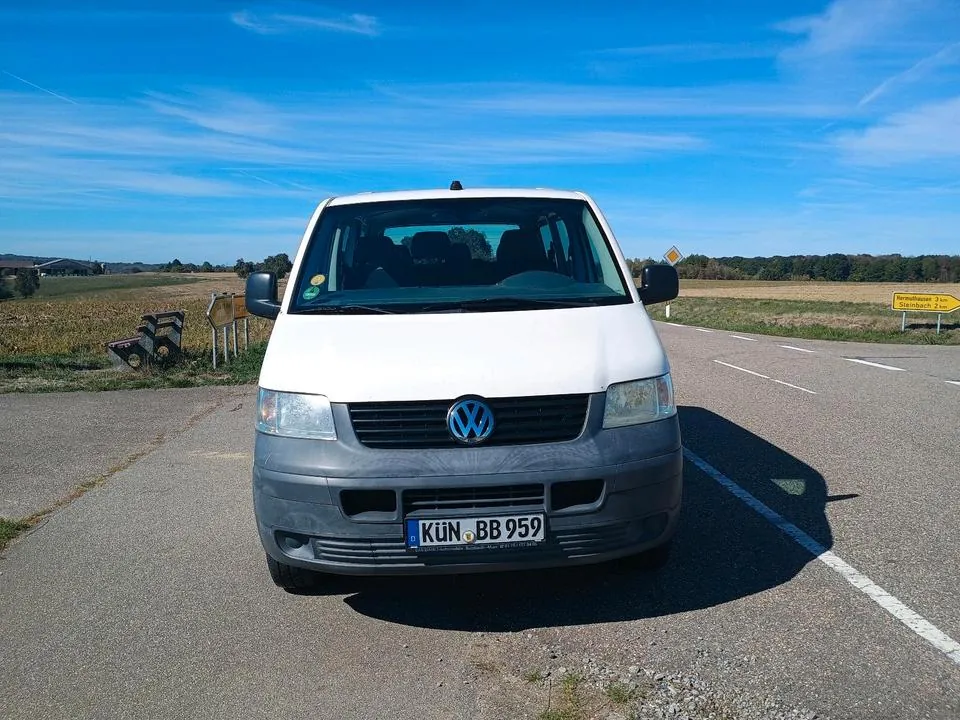 Volkswagen Bus T5 Shuttle