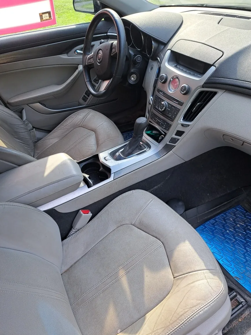Cadillac Cts 2012 photo 2