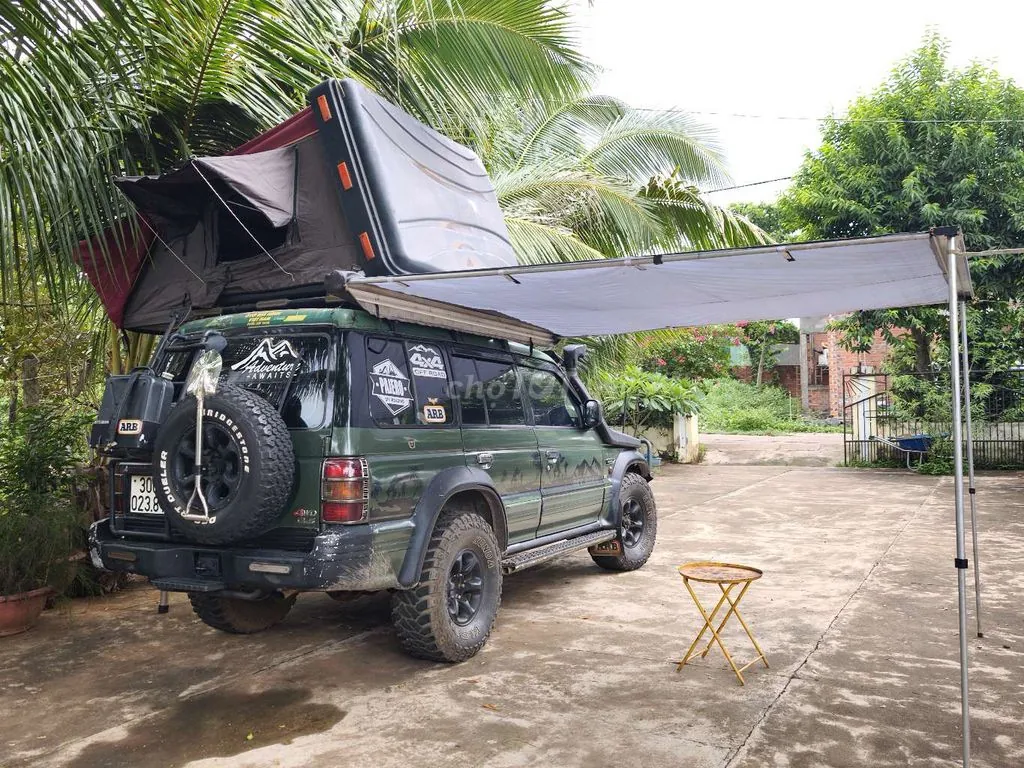 Mitsubishi Pajero 1997 photo 2