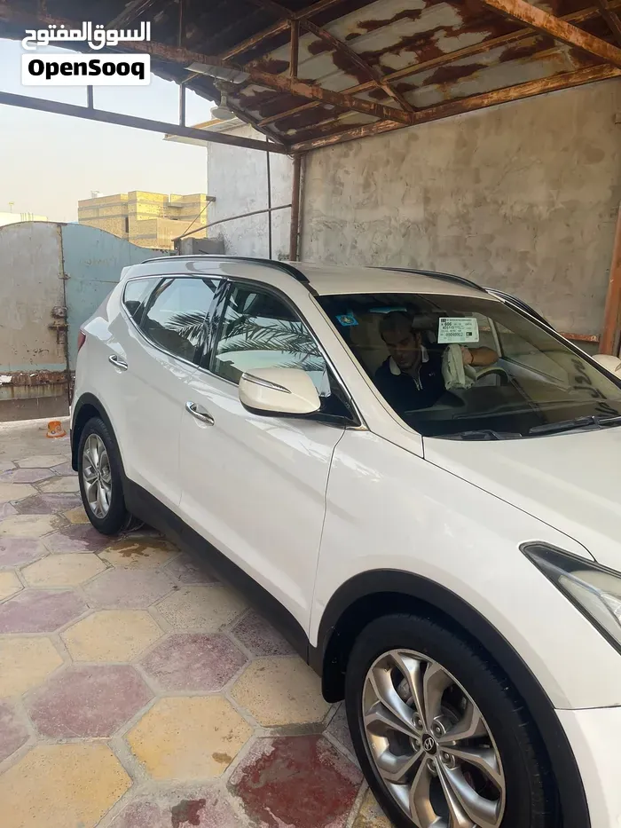 Hyundai Santa Fe 2014 photo 3
