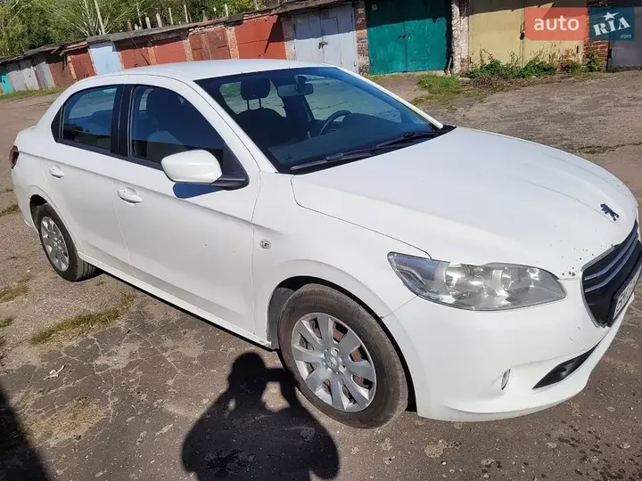 Peugeot 301 2013 photo 4