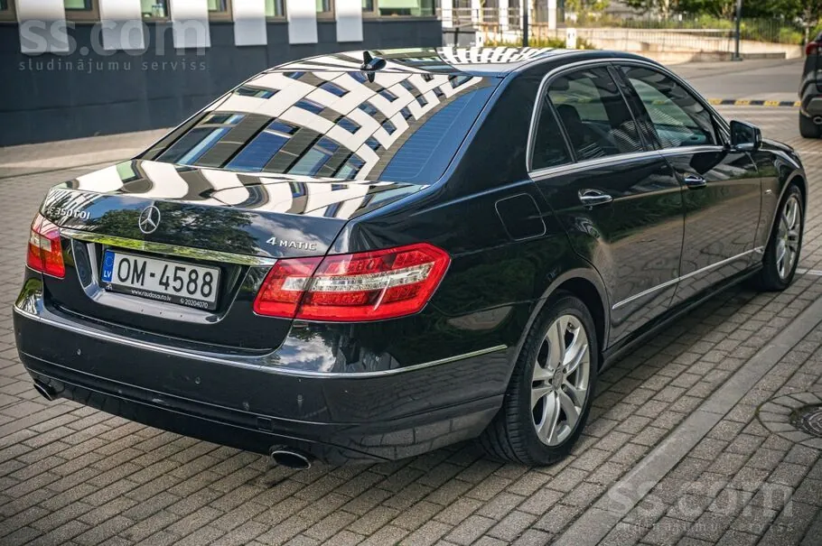 Mercedes-Benz E350 2011 photo 4