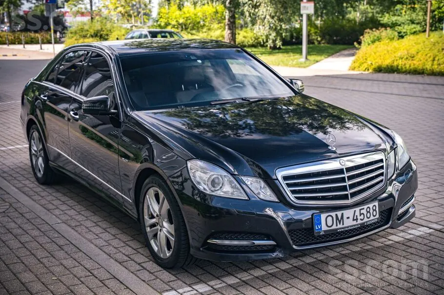 Mercedes-Benz E350 2011 photo 3