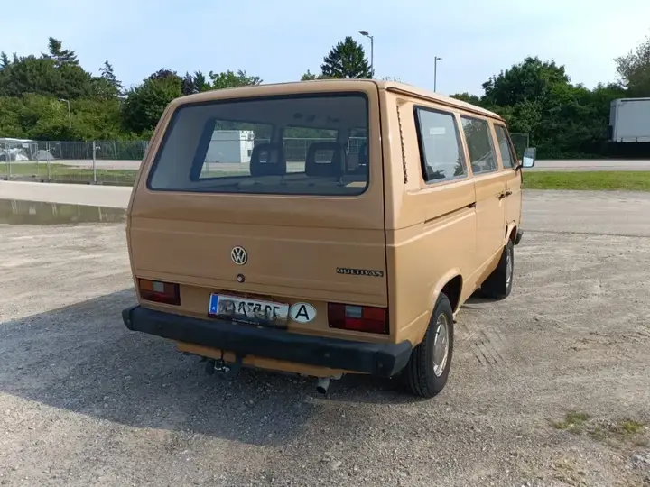 Volkswagen T3 1988 photo 3