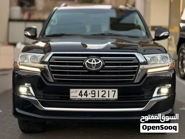 Toyota Land Cruiser 2017 photo 3