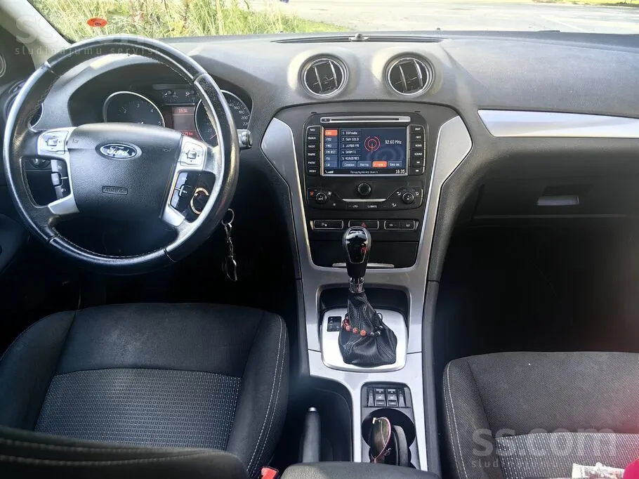 Ford Mondeo 2013 photo 4
