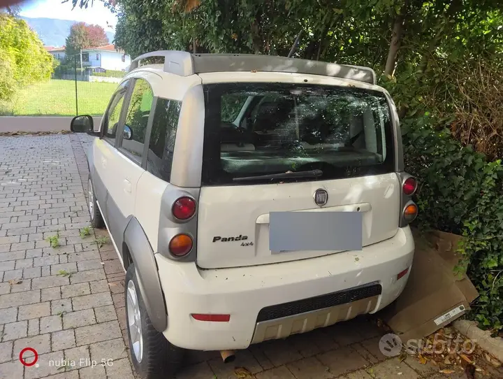 Fiat Panda 2010 photo 2