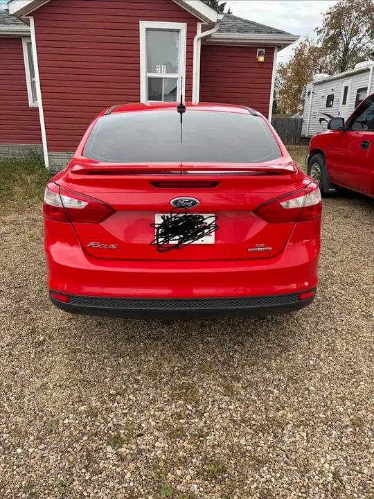 Ford Focus 2013 photo 3