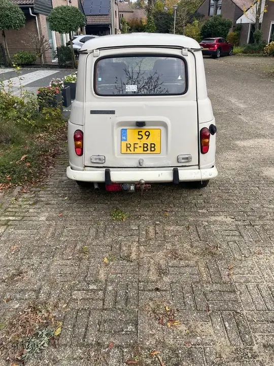 Renault 4 1992 photo 4