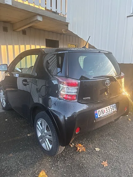Toyota Iq 2010 photo 3