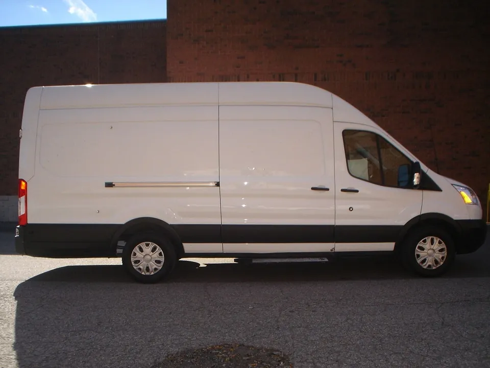 Ford Transit 2019 photo 4