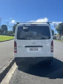 Toyota Hiace 2009 photo 3