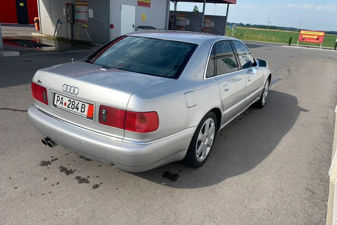 Audi A8 2001 photo 3