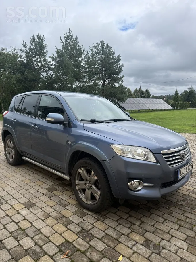 Toyota Rav4 2011 photo 3