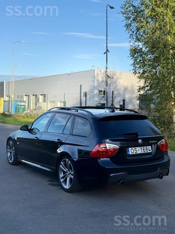BMW 335 2007 photo 3