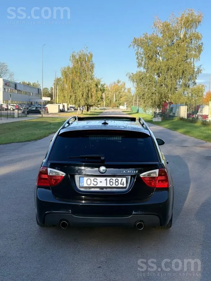 BMW 335 2007 photo 4