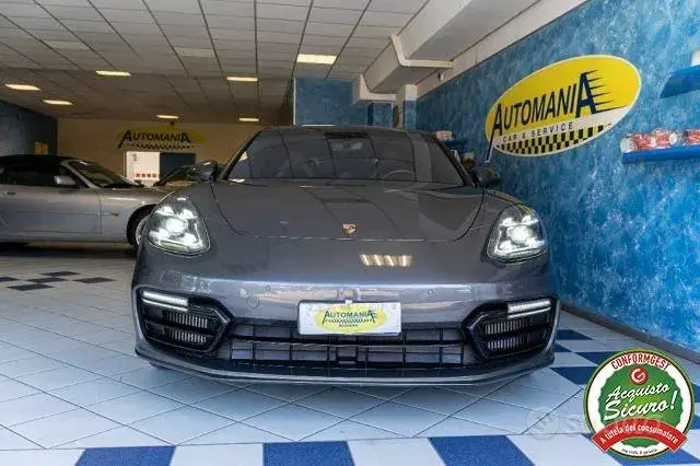 Porsche Panamera 2018 photo 3