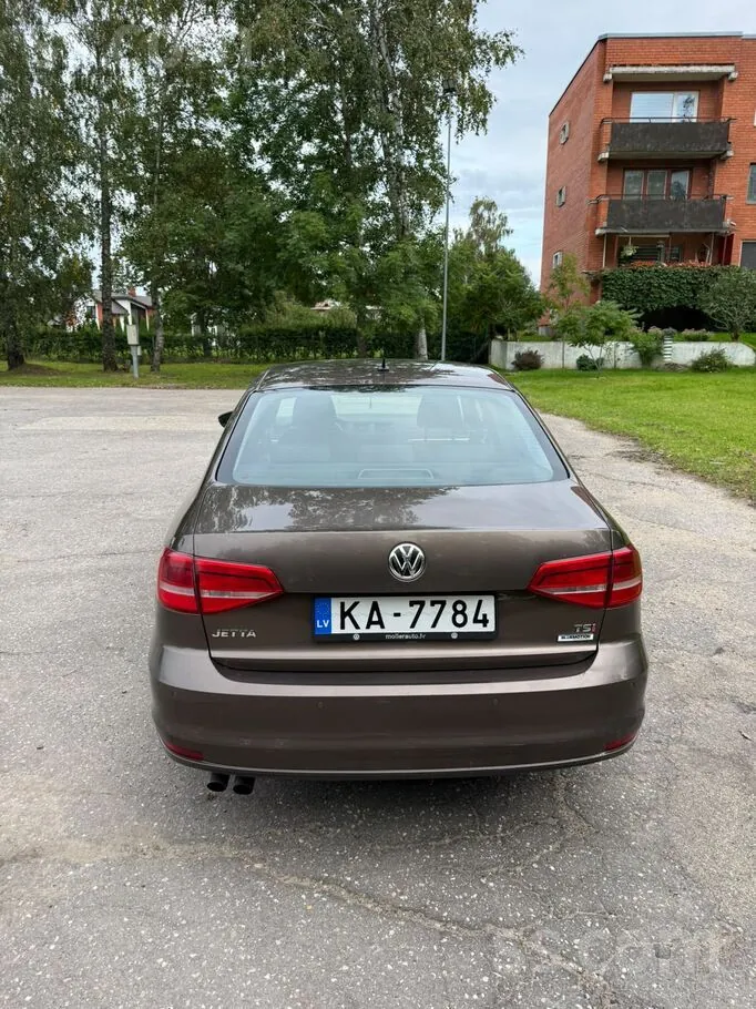 Volkswagen Jetta 2015 photo 2