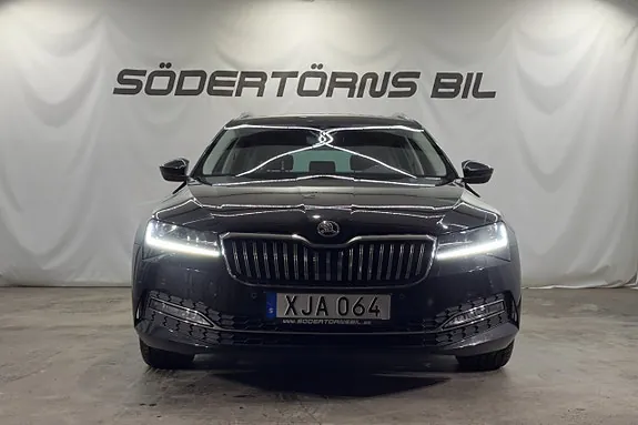 Skoda Superb 2023 photo 4
