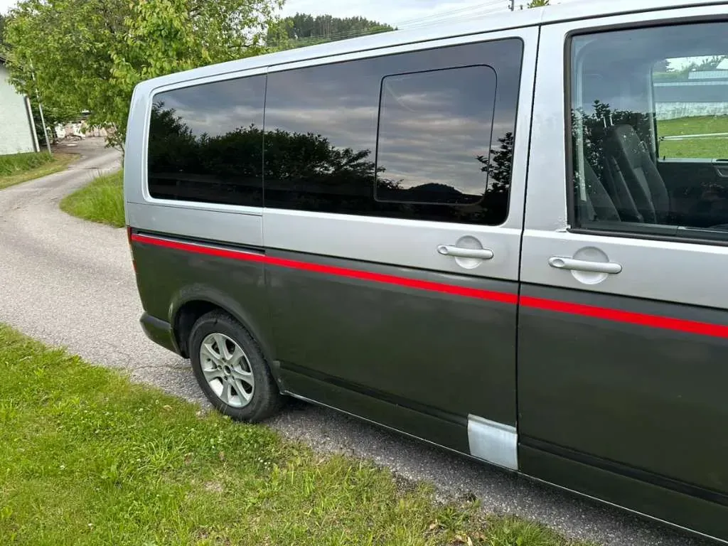 Volkswagen Multivan 2006 photo 3