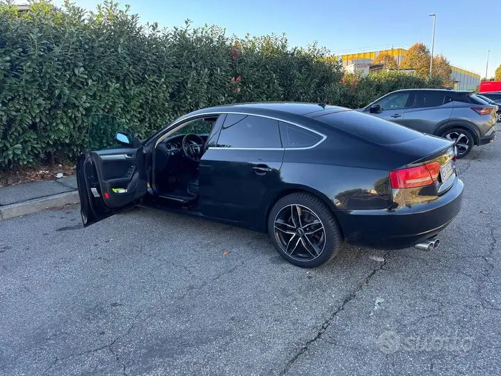 Audi A5 2011 photo 4