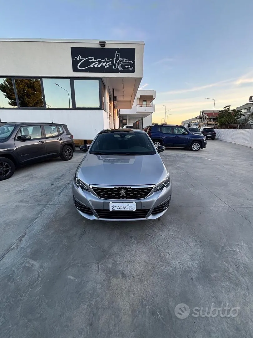 Peugeot 308 2020 photo 2