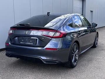 Honda Civic photo 2