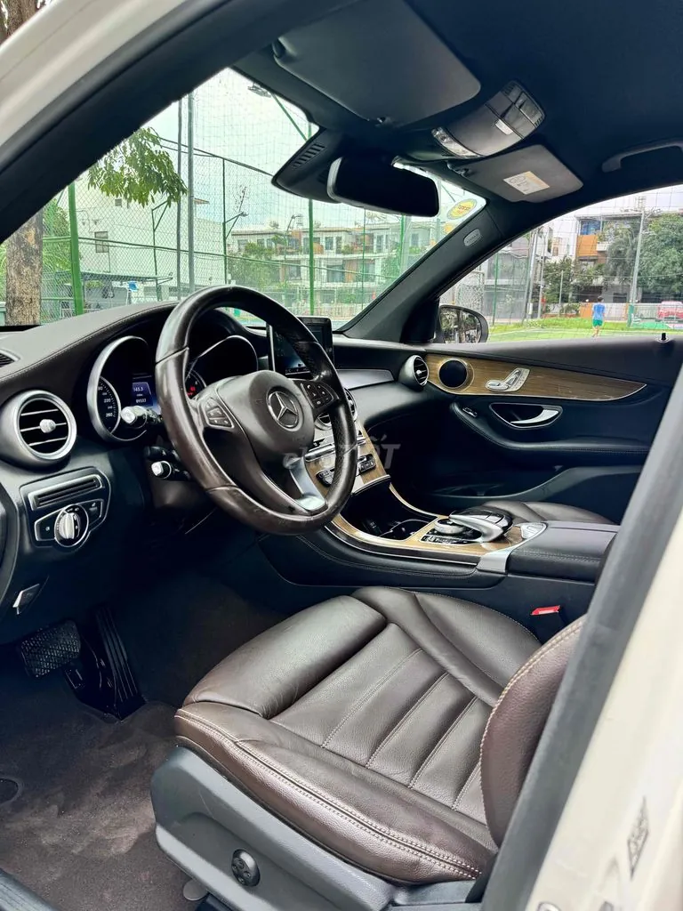 Mercedes-Benz Glc 2016 photo 4