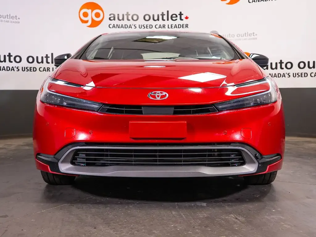 Toyota Prius 2024 photo 2