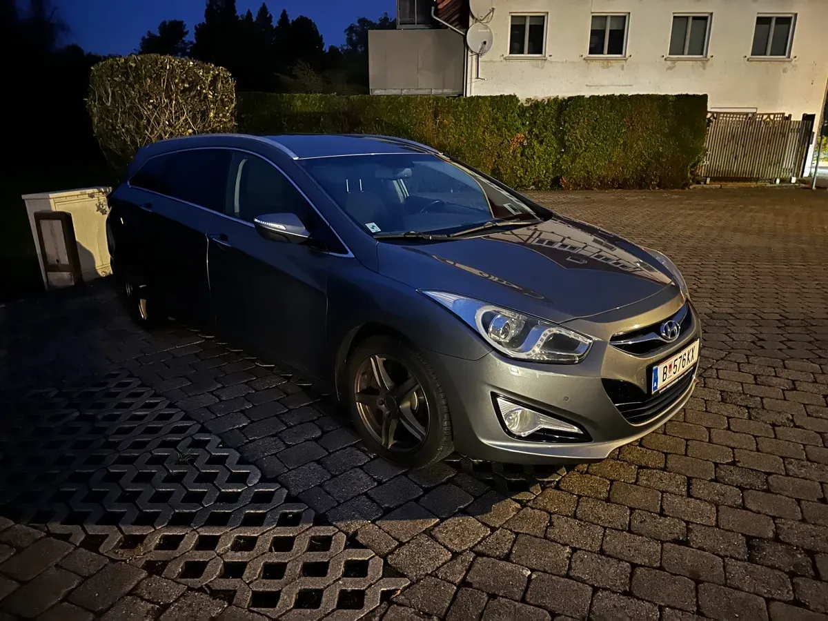 Hyundai I40