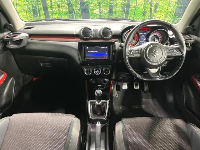Suzuki Swift 2017 photo 2