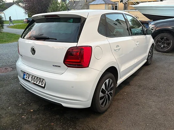 Volkswagen Polo 2016 photo 4