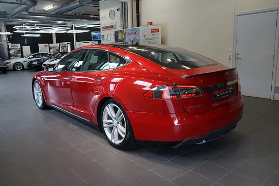 Tesla Model S 2014 photo 5
