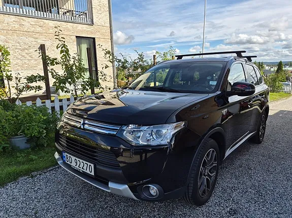 Mitsubishi Outlander 2015 photo 4