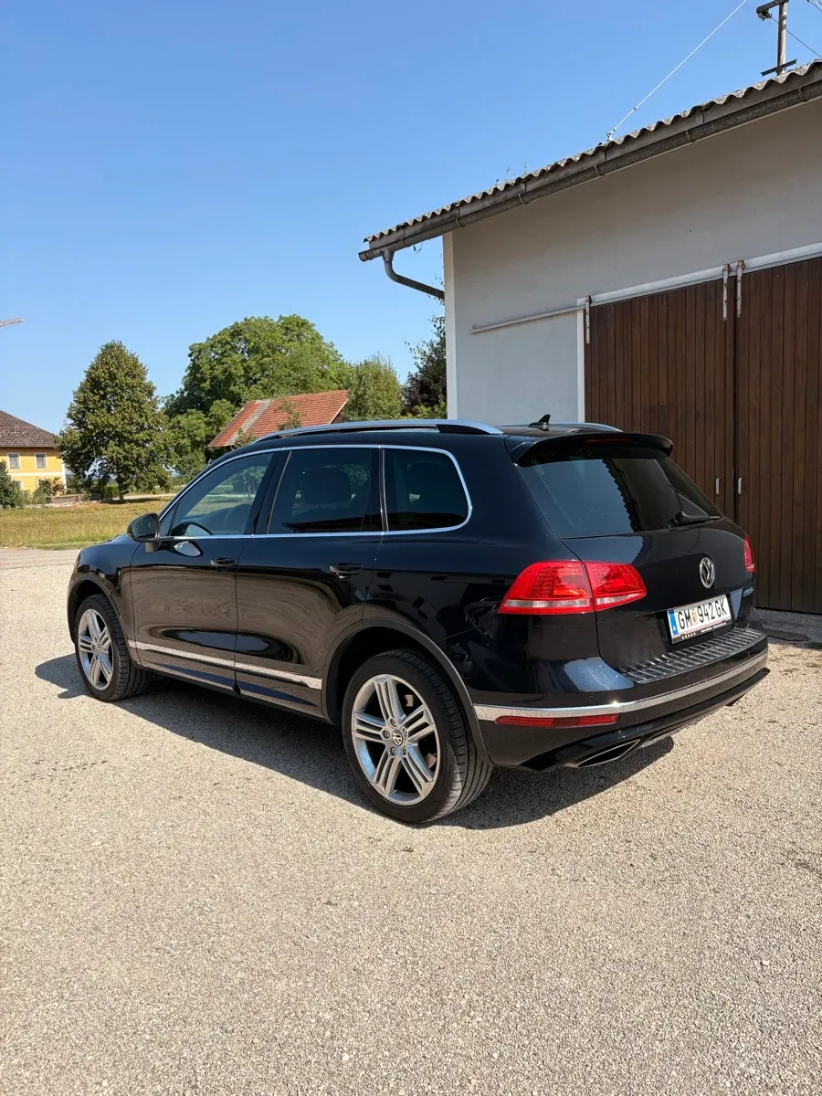 Volkswagen Touareg 2016 photo 3