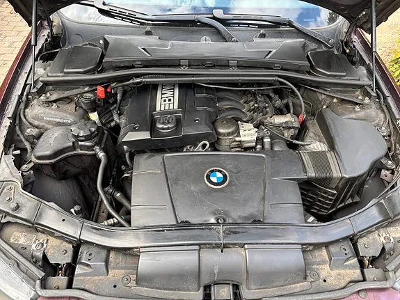 BMW 320I 2008 photo 4