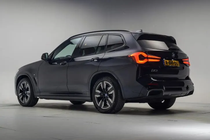 BMW Ix3 2022 photo 3