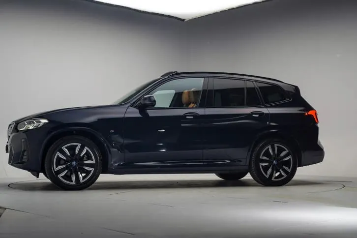 BMW Ix3 2022 photo 2