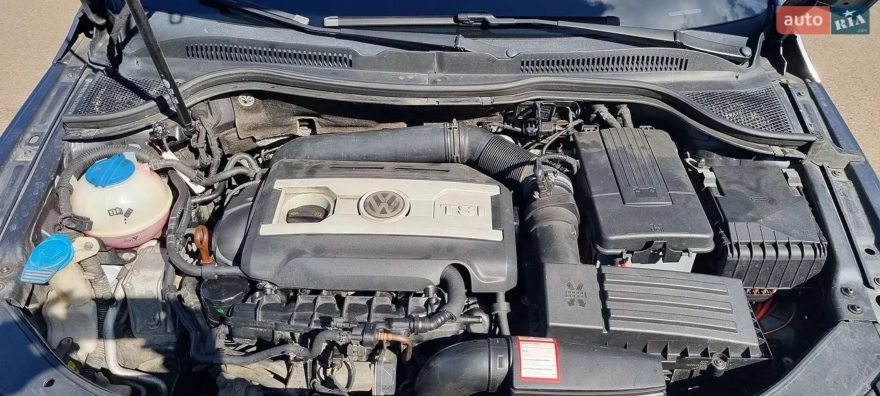 Volkswagen Cc / Passat Cc 2013 photo 5